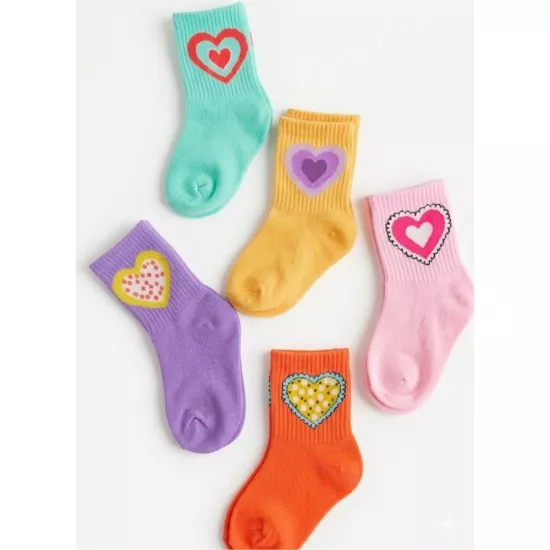 Minik Ayaklara Kalpli Neşe: 5’li Kız Çocuk Sevgi Temalı Spor Çorap Seti (2-3 Yaş)