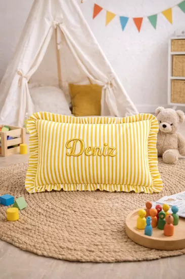 Kişiye Özel Nakışlı Çizgili Kırlent – 50×30 cm | YoldaBebekVar