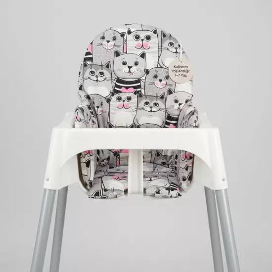 Pembe Yanaklı Kediler - Mama Sandalyesi Minderi