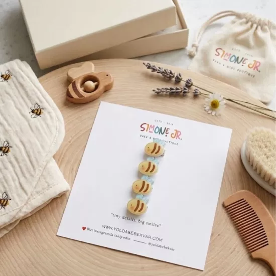 Simone Jr. 4’lü Mini Arı Figürlü El Yapımı Yan Toka Seti – Pastel Sarı