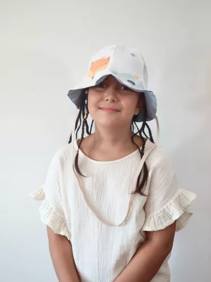 Lale Formlu Dört Mevsim Bucket Bebek Şapkası – Çift Taraflı, Ense Koruyucu, Bağcıklı